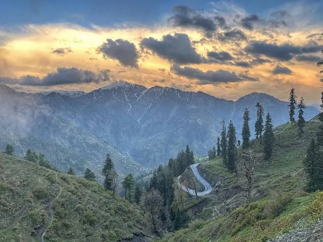 Dao Khan — sunset over mountains, peaceful village of Leepa Valley