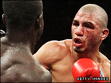 Bloodied Cotto vs Clottey