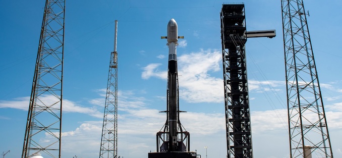 SpaceX Falcon 9 rocket on pad 40 ready for Globalstar satellite launch
