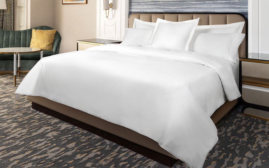 Pillows & Comforters